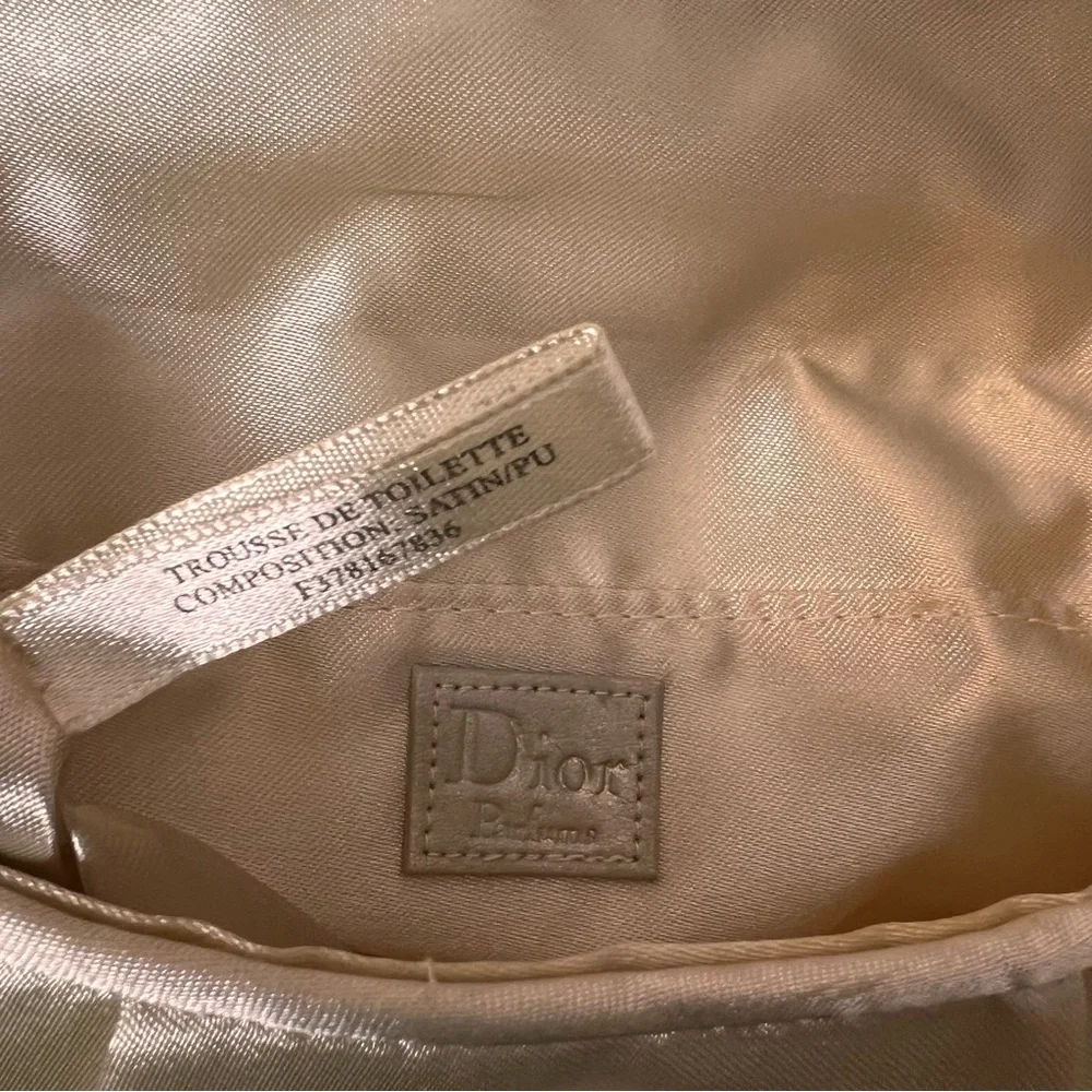 DIOR Elegant Goldtone Satin Parfum Bag, excellent condition ❤️❤️❤️